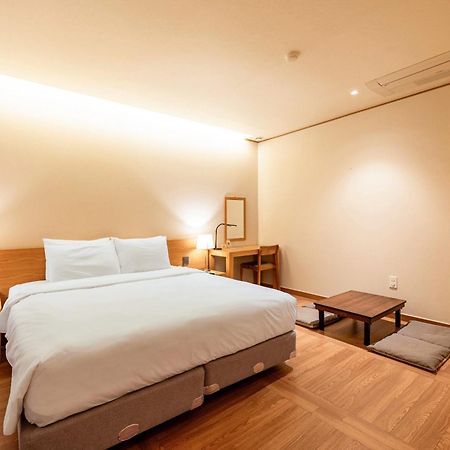 Sunbee Hotel Insadong Сеул Экстерьер фото