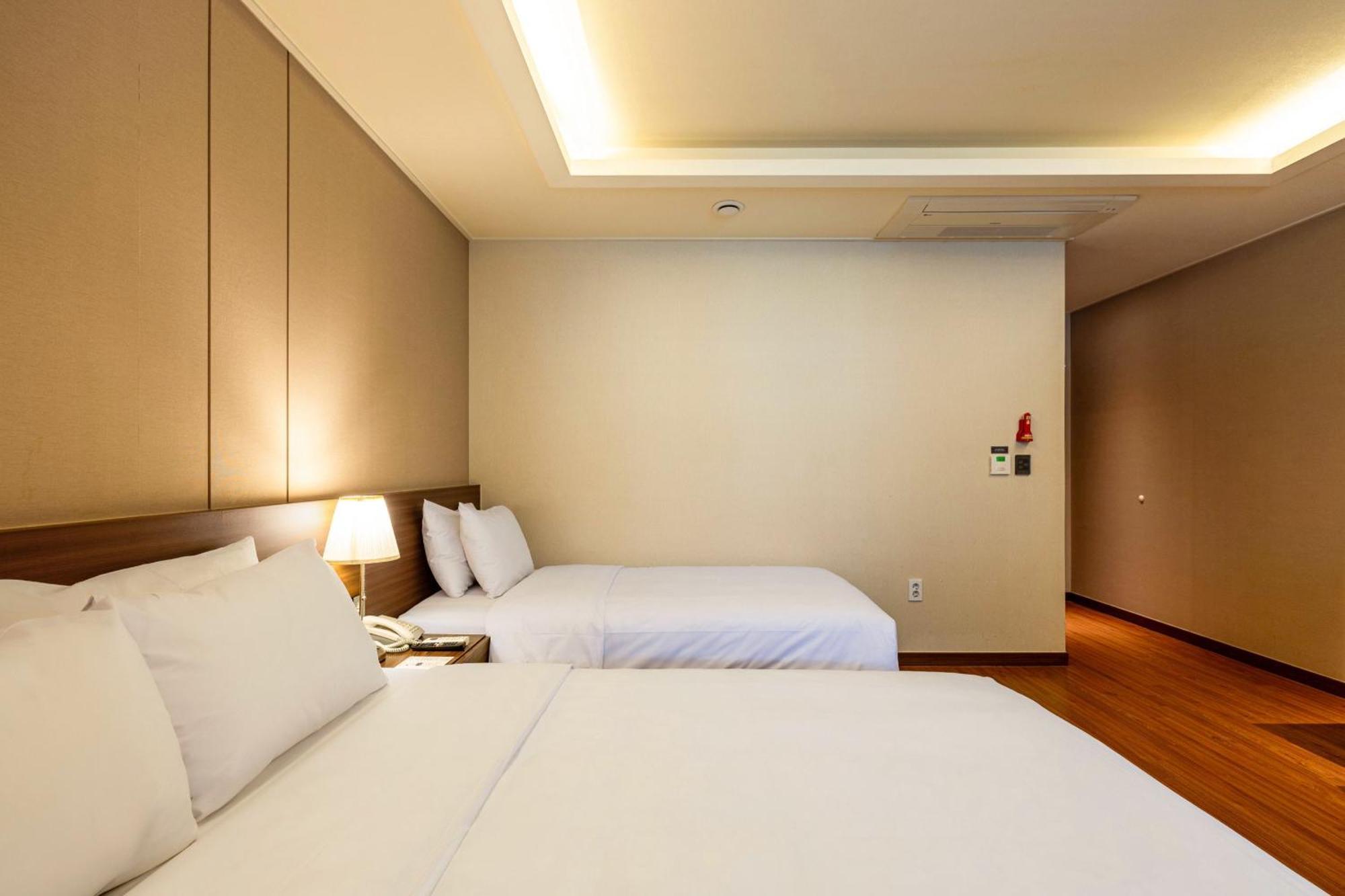 Hotel Sunbee Insadong Сеул Экстерьер фото