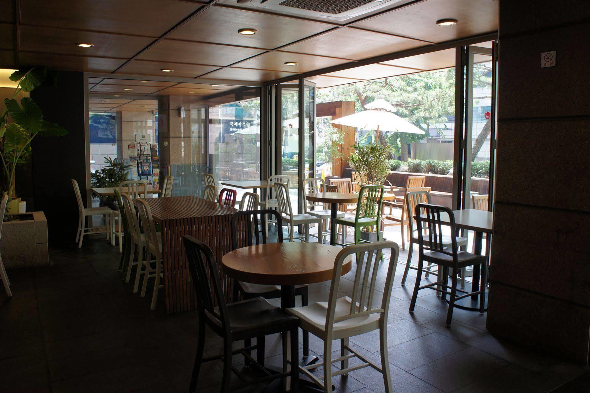 Hotel Sunbee Insadong Сеул Экстерьер фото